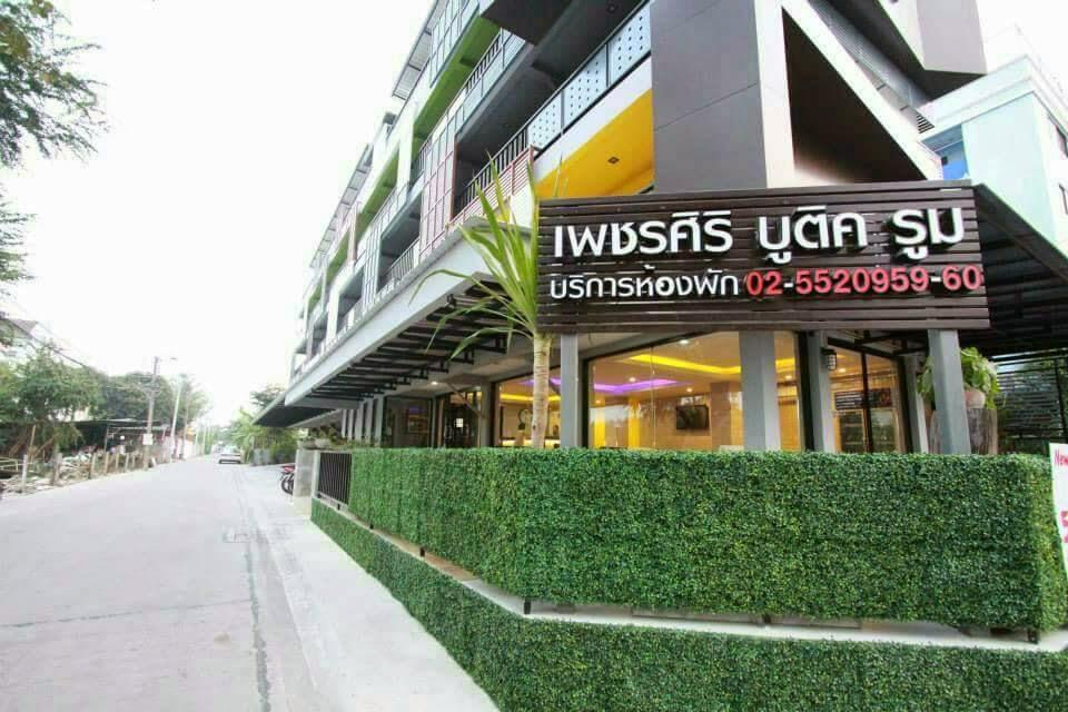 Petchsiri Boutique Room Bangkok Exteriör bild